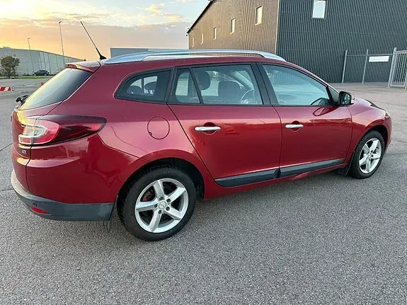 Renault Megane Iii 2012 photo 4
