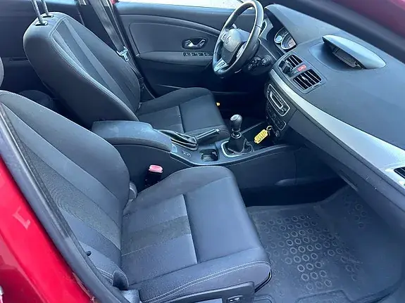 Renault Megane Iii 2012 photo 5