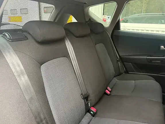 Kia Ceed 2011 photo 5
