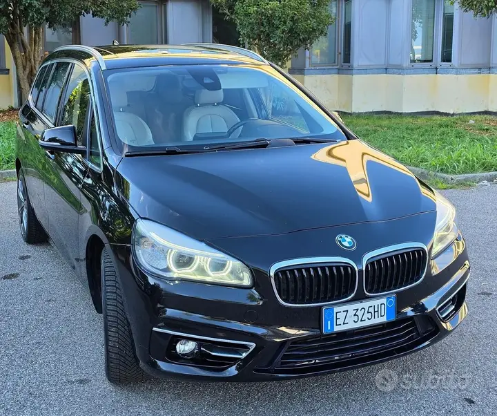 BMW 2 Series Gran Tourer 2015 photo 2