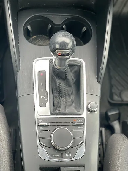 Audi A3 2015 photo 2