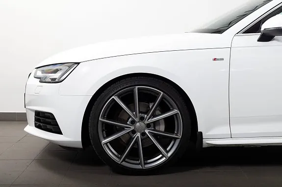 Audi A4 2017 photo 3