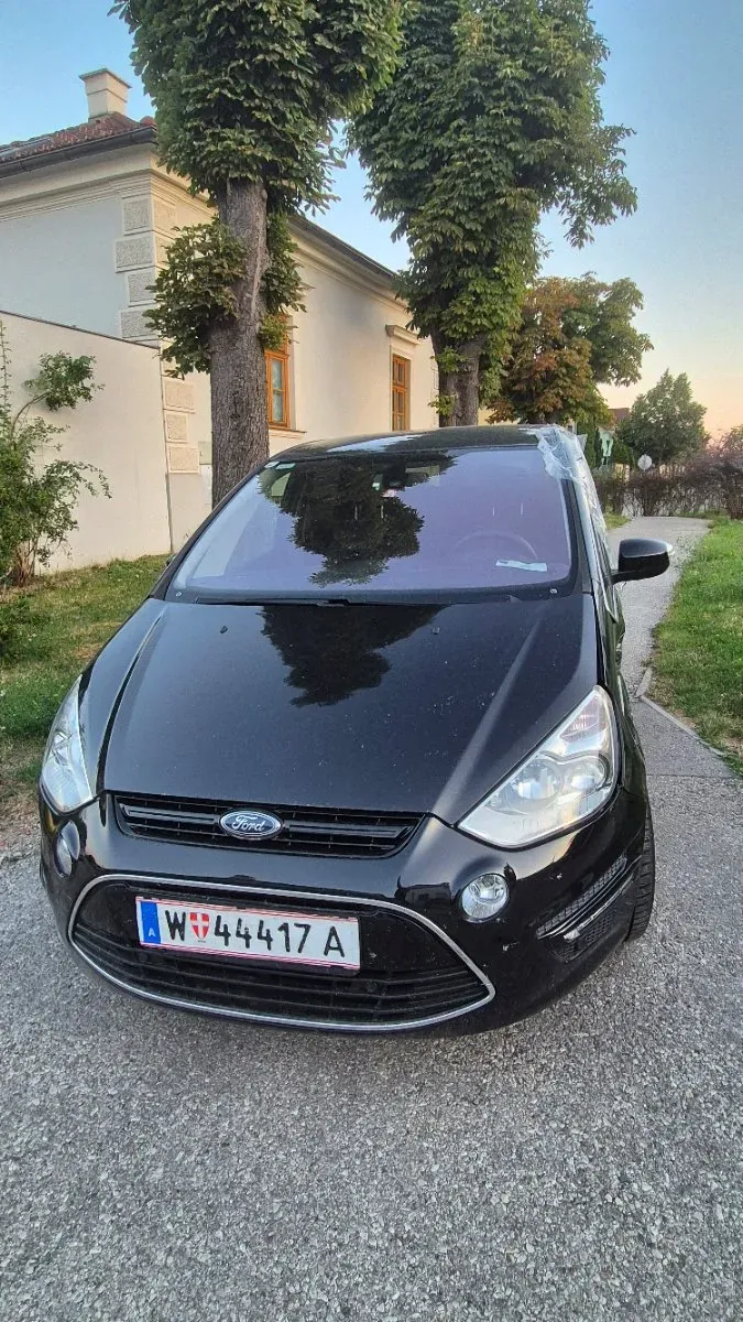 Ford S-Max