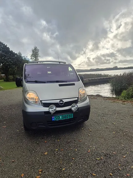 Opel Vivaro 2007 photo 2