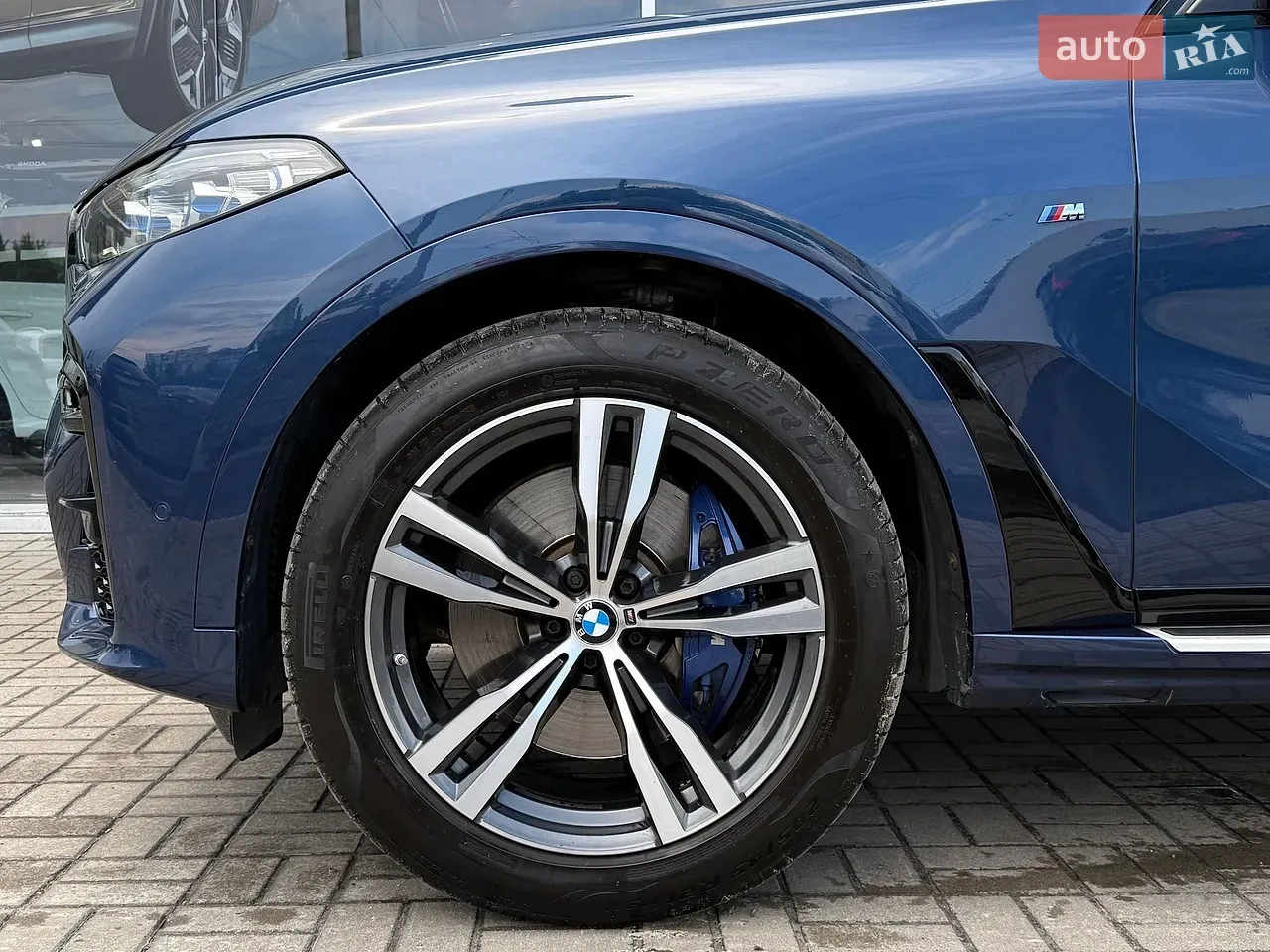 BMW X7