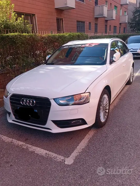 Audi A4 2014 photo 3