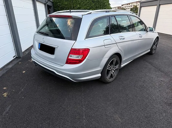 Mercedes-Benz C180 2014 photo 4