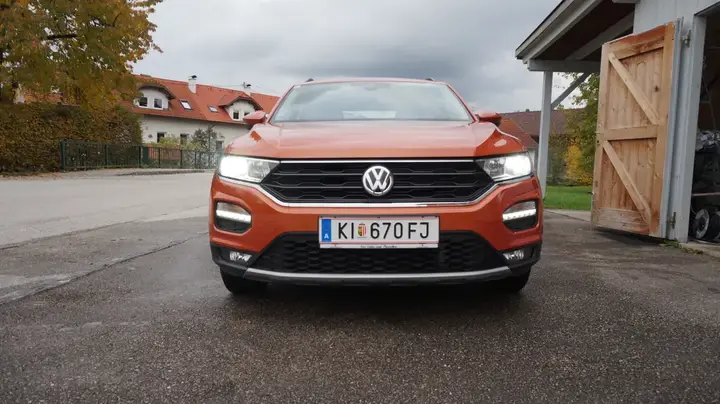 Volkswagen T-Roc 2018 photo 3