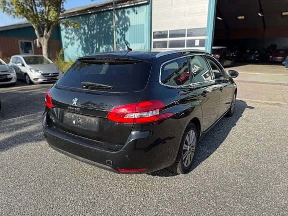 Peugeot 308 2018 photo 5