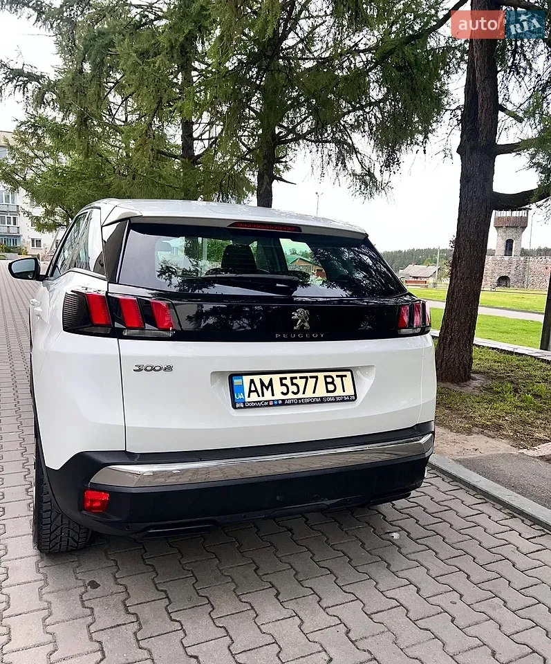 Peugeot 3008 2018 photo 2