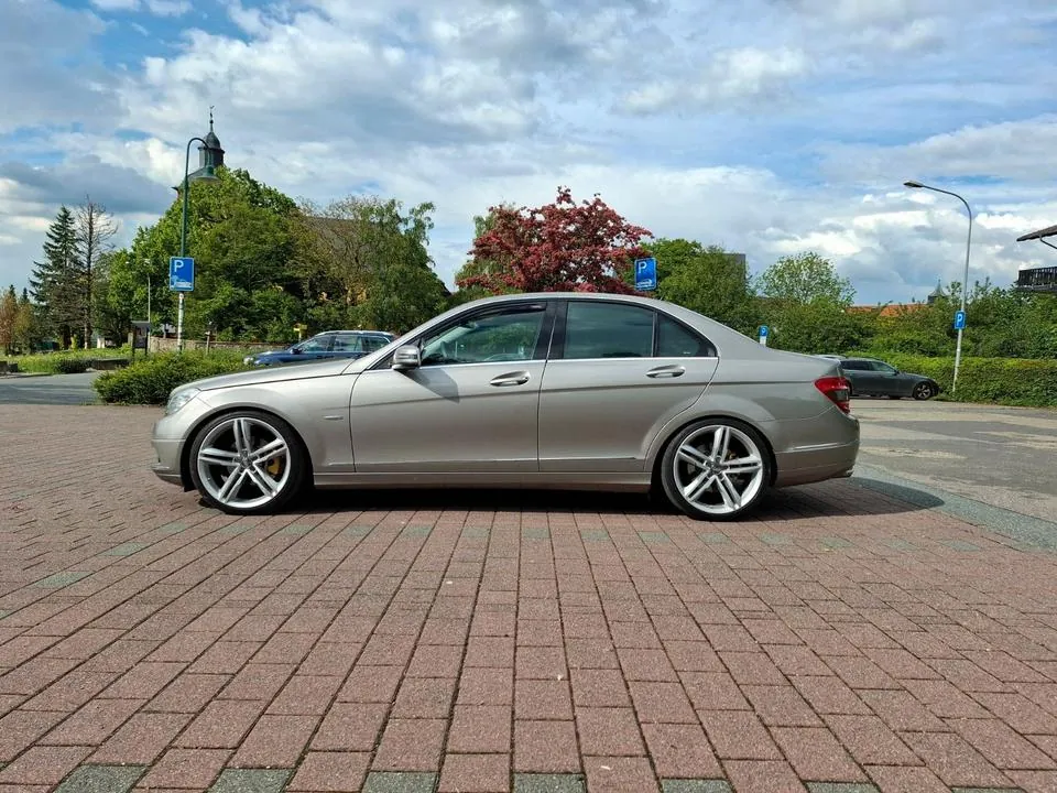 Mercedes-Benz C 200