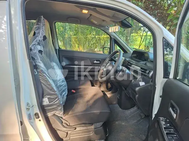Suzuki Wagon R 2026 photo 4