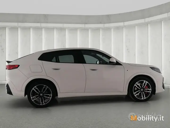 BMW X2 2025 photo 4