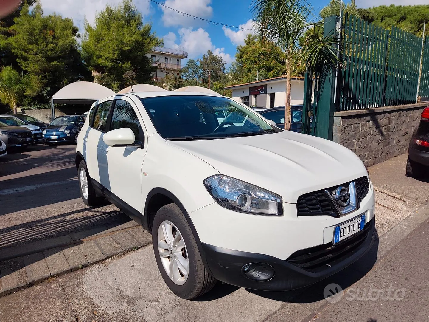 Nissan Qashqai 2010 photo 3