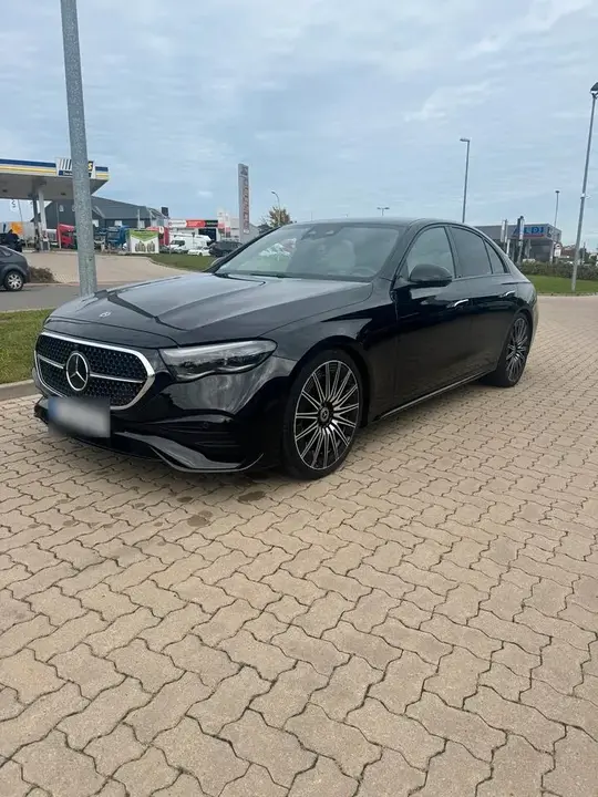 Mercedes-Benz E 220