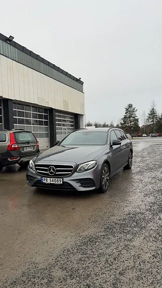 Mercedes-Benz E300 2019 photo 4
