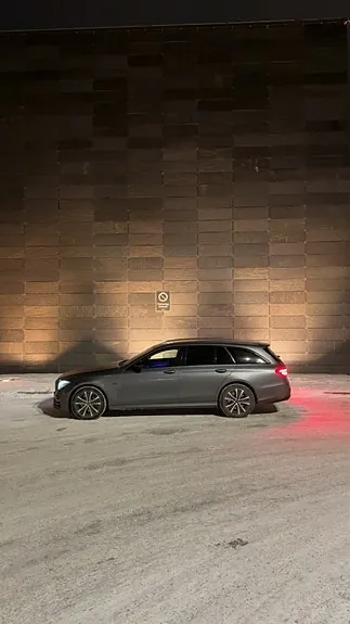 Mercedes-Benz E300 2019 photo 3