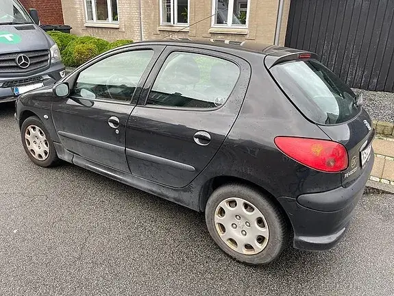 Peugeot 206 2005 photo 4