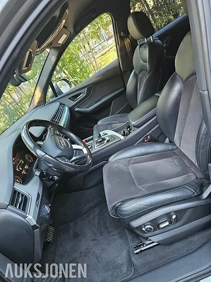 Audi Q7 2017 photo 5