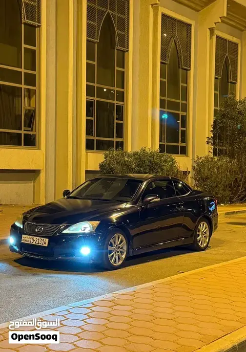 Lexus Is 2011 photo 2