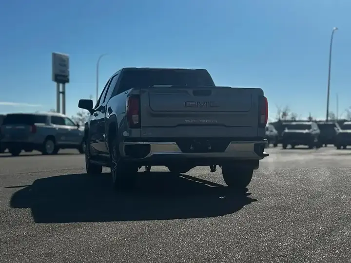 GMC Sierra 1500 2025 photo 5
