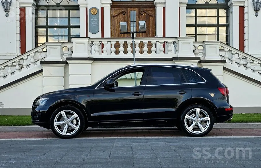 Audi Q5 2009 photo 4