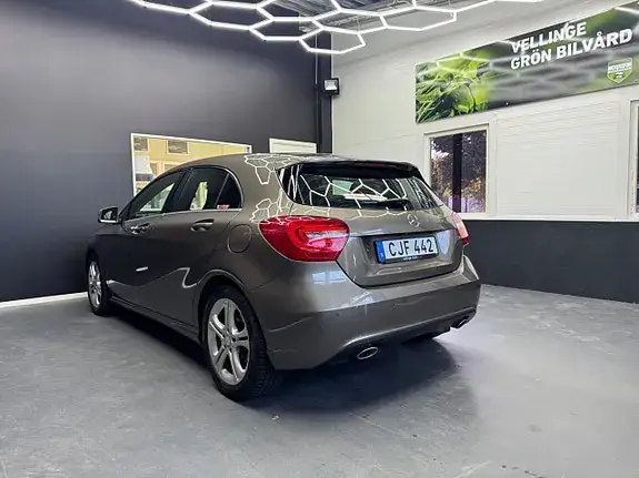 Mercedes-Benz A 180 2014 photo 5