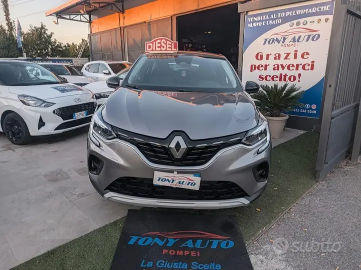 Renault Captur 2021 photo 2