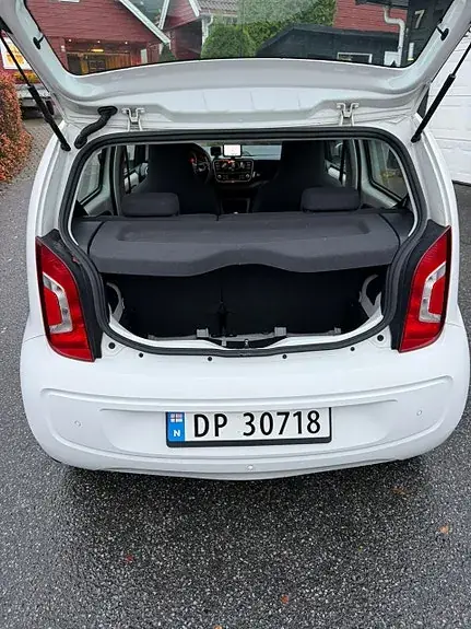 Volkswagen Up 2013 photo 5