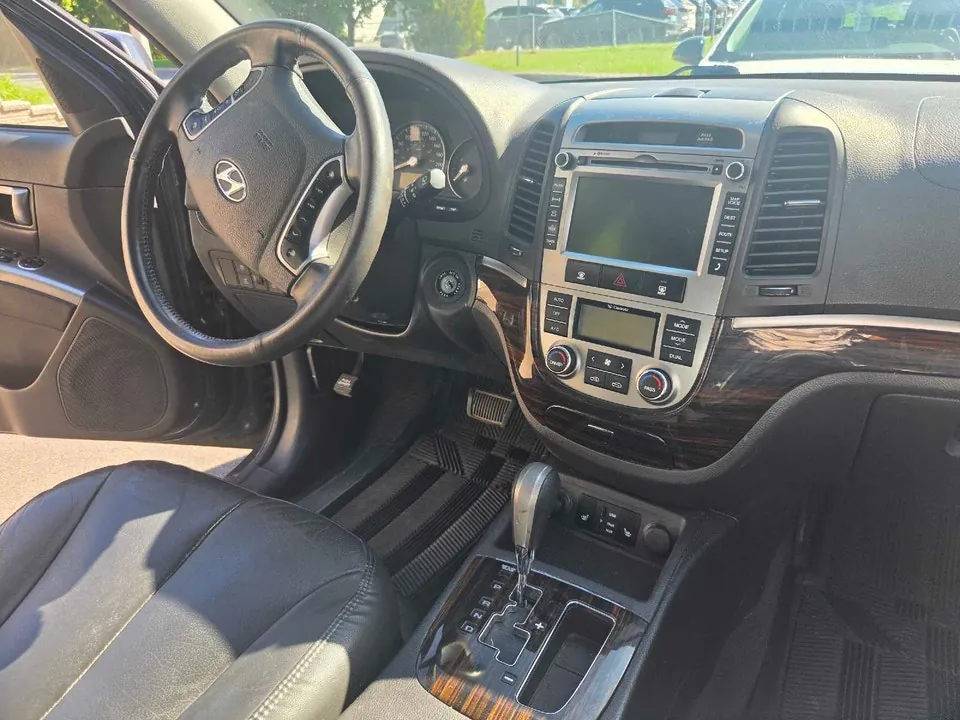 Hyundai Santa Fe 2011 photo 5