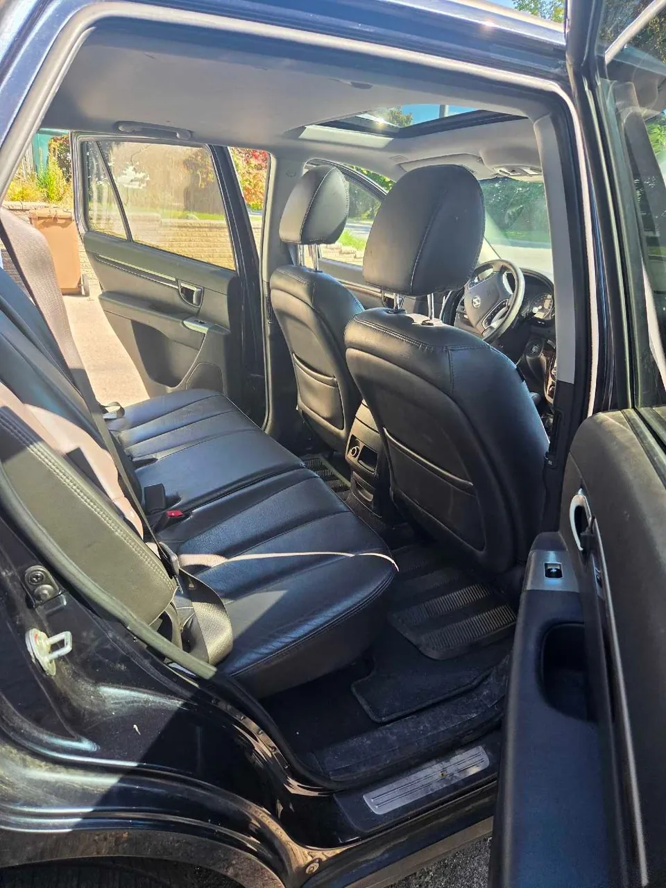 Hyundai Santa Fe 2011 photo 4