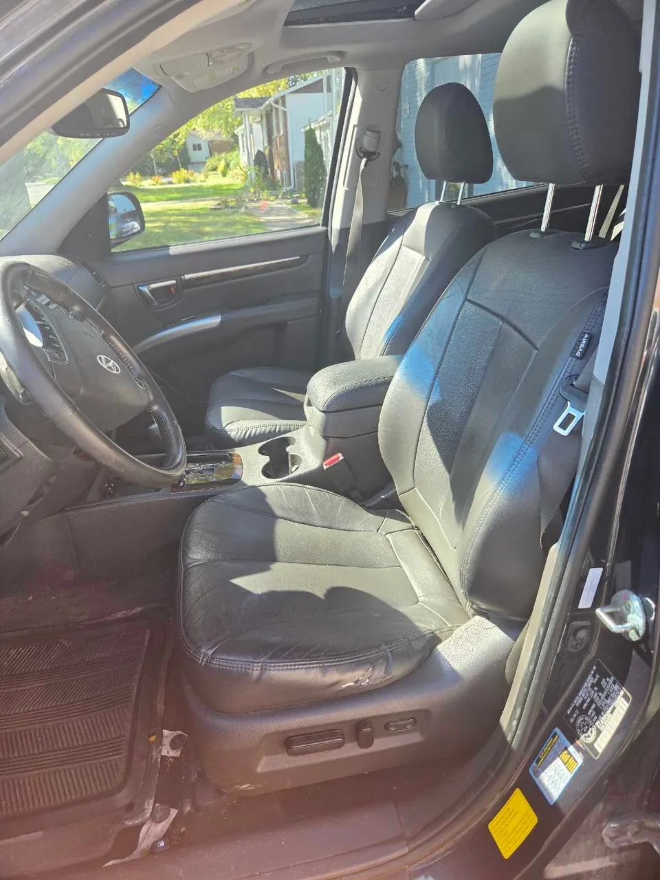 Hyundai Santa Fe 2011 photo 3