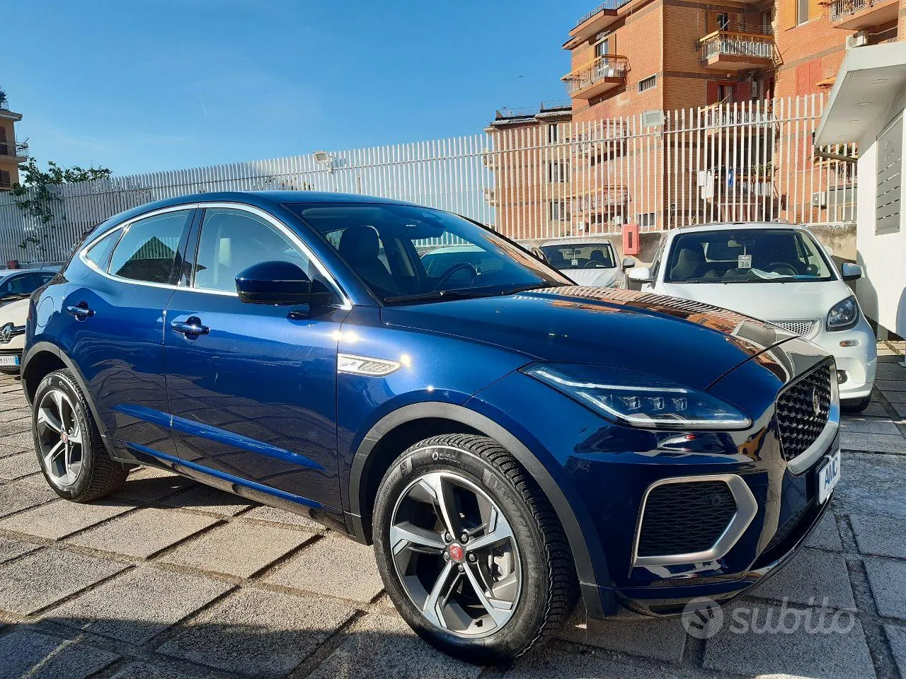 Jaguar E-Pace 2022 photo 3