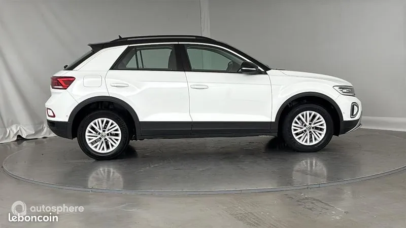 Volkswagen T-Roc 2024 photo 4