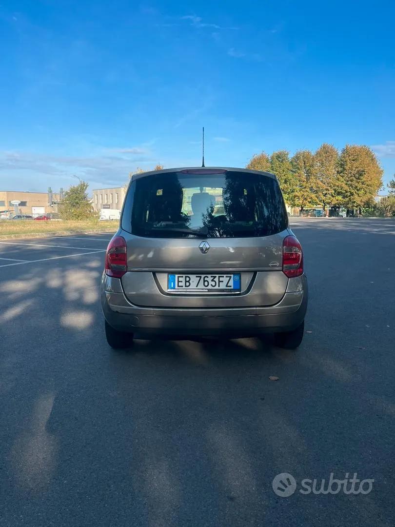 Renault Modus 2010 photo 4