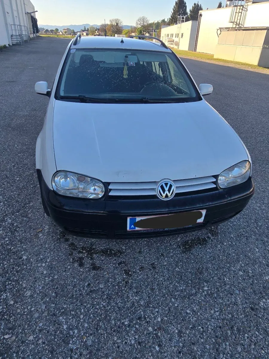 Volkswagen Golf 2002 photo 3