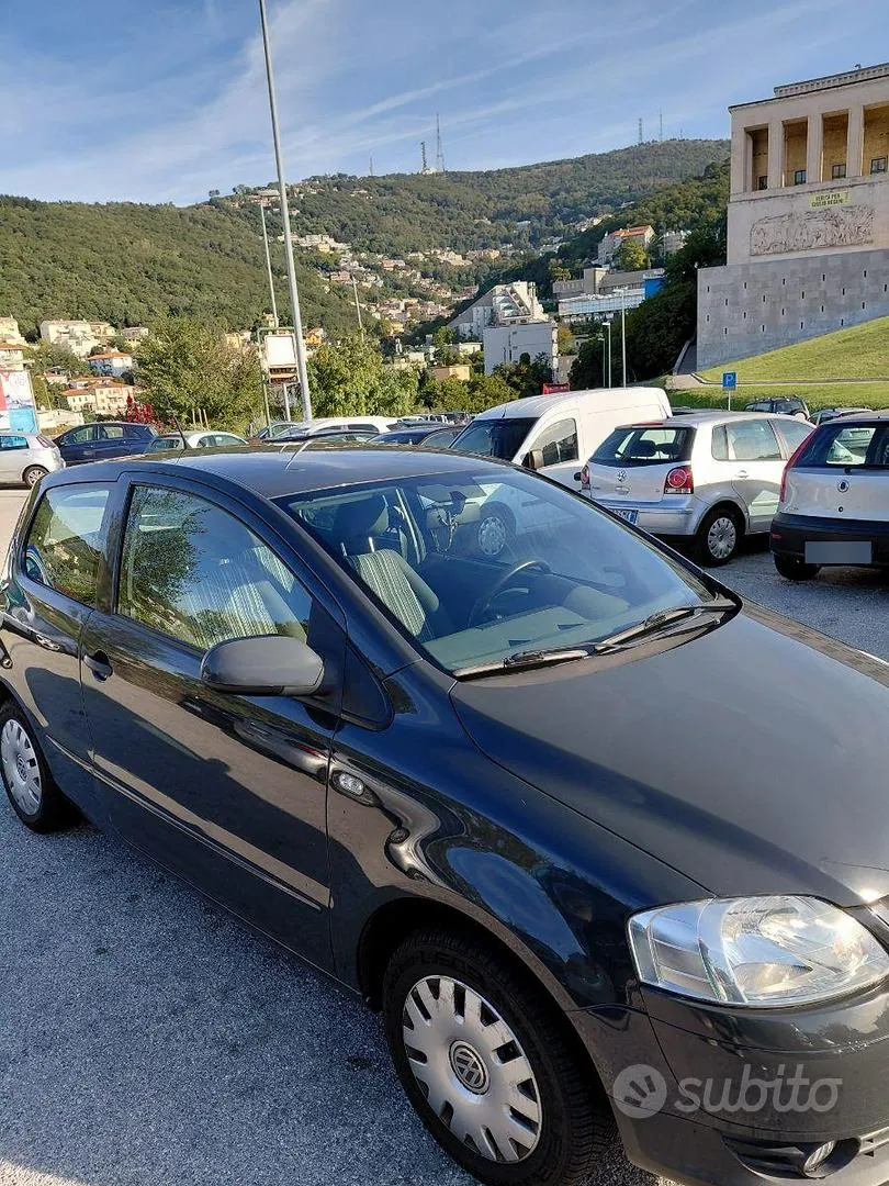 Volkswagen Fox 2011 photo 4