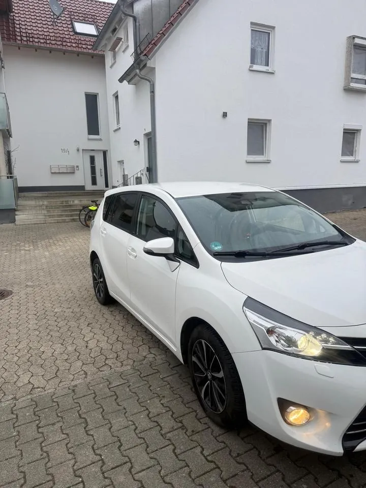 Toyota Verso