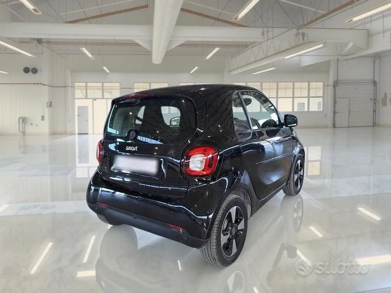 Smart Fortwo 2021 photo 4