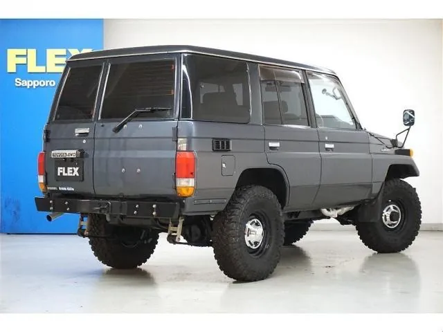 Toyota Land Cruiser 70 1992 photo 4