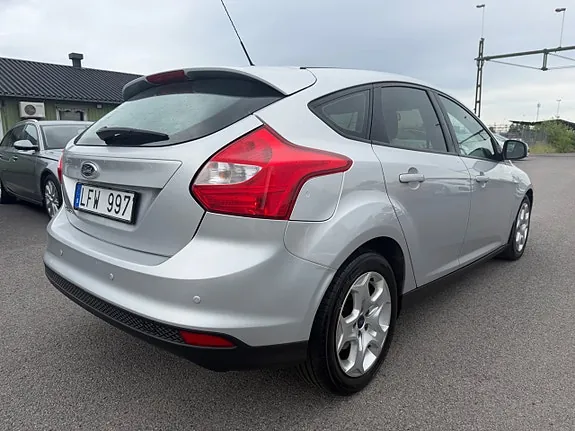 Ford Focus 2011 photo 5