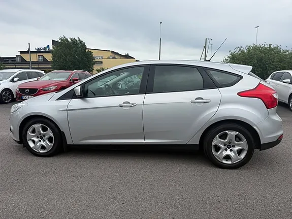 Ford Focus 2011 photo 2