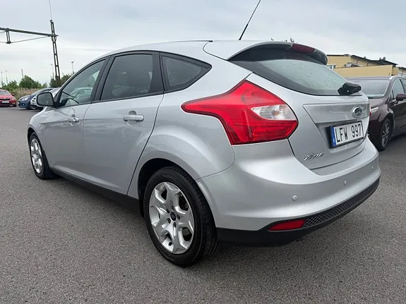 Ford Focus 2011 photo 3