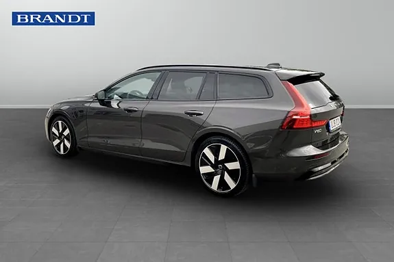 Volvo V60 2025 photo 4