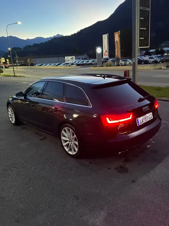Audi A6 Avant 2012 photo 3