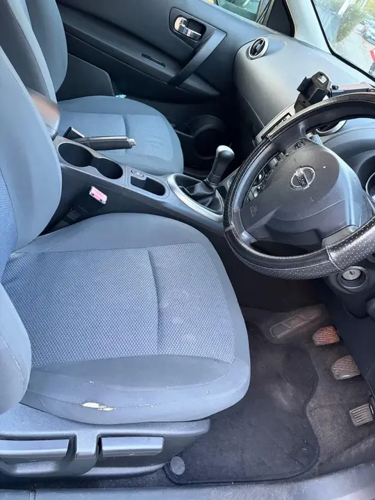 Nissan Qashqai 2010 photo 5