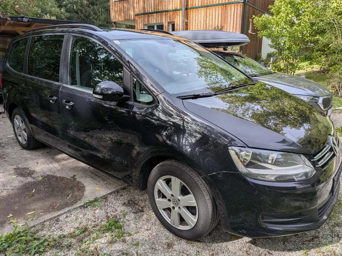 Volkswagen Sharan 2010 photo 2