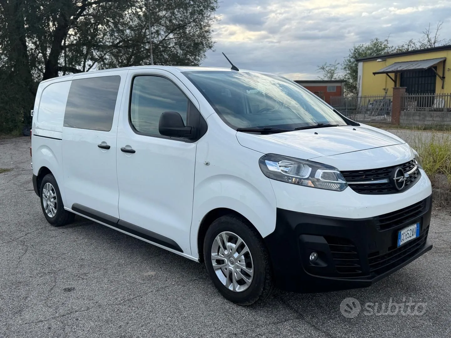 Opel Vivaro 2021 photo 3