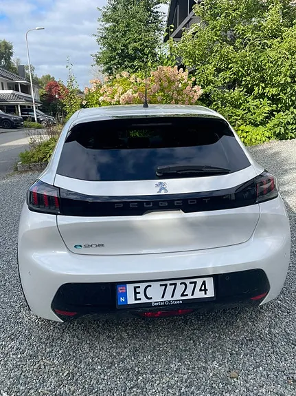 Peugeot 208 2021 photo 4