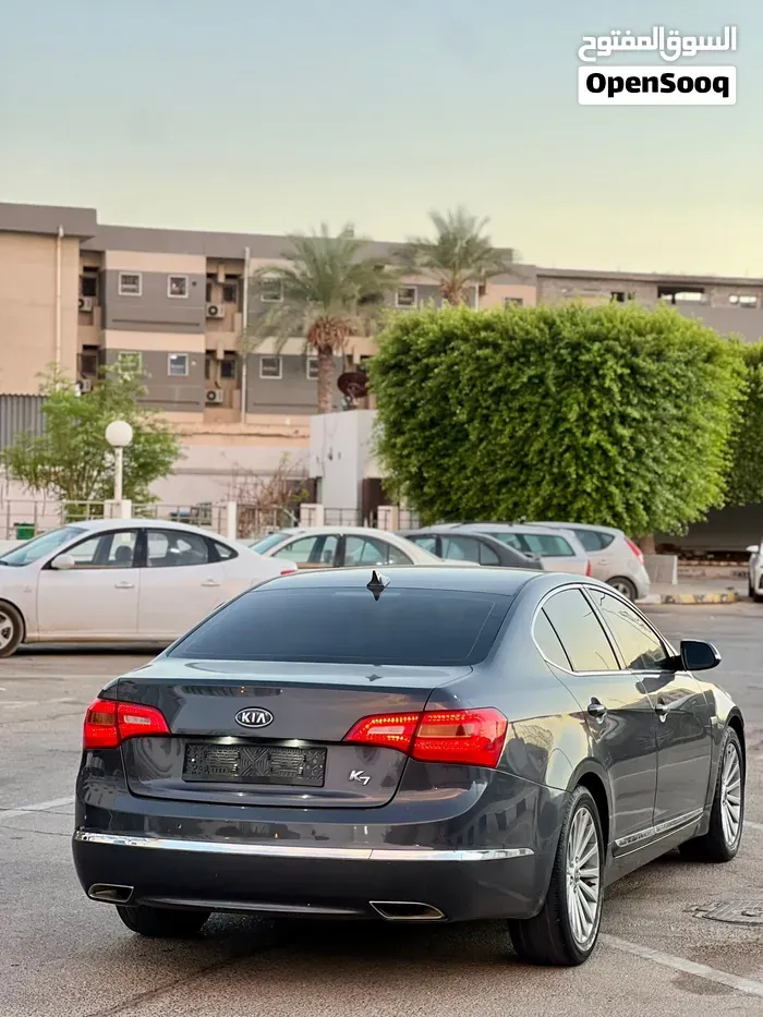 Kia Cadenza 2011 photo 4